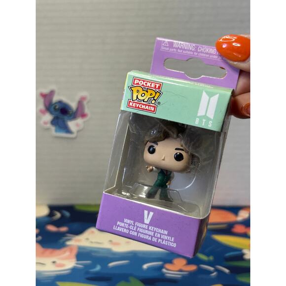 Funko POP Keychain BTS - Dynamite - V - Picture 7 of 9